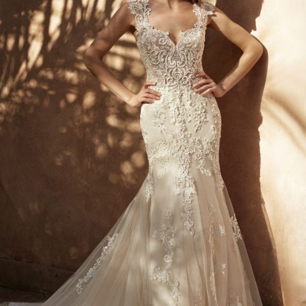 Demetrios Wedding Dress 1004 Size 12 Ivory/Nude/Natural NWT